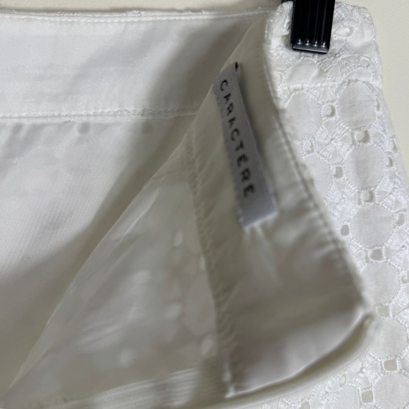 Caractère White High Waist Eyelet Embroidered Shorts – Lined, Elegant Size: 8 - Picture 6 of 16